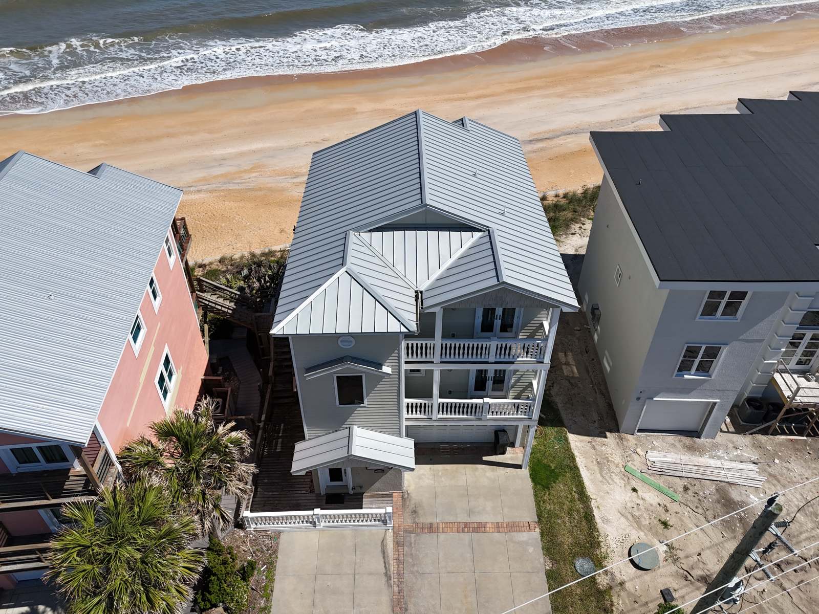 Standing-seam metal roof